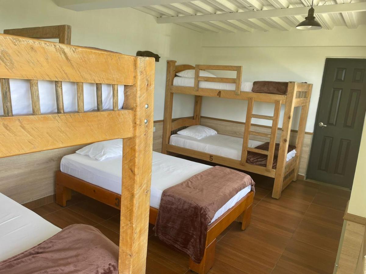 Hostal Casa De Los Taitas Salento Luaran gambar