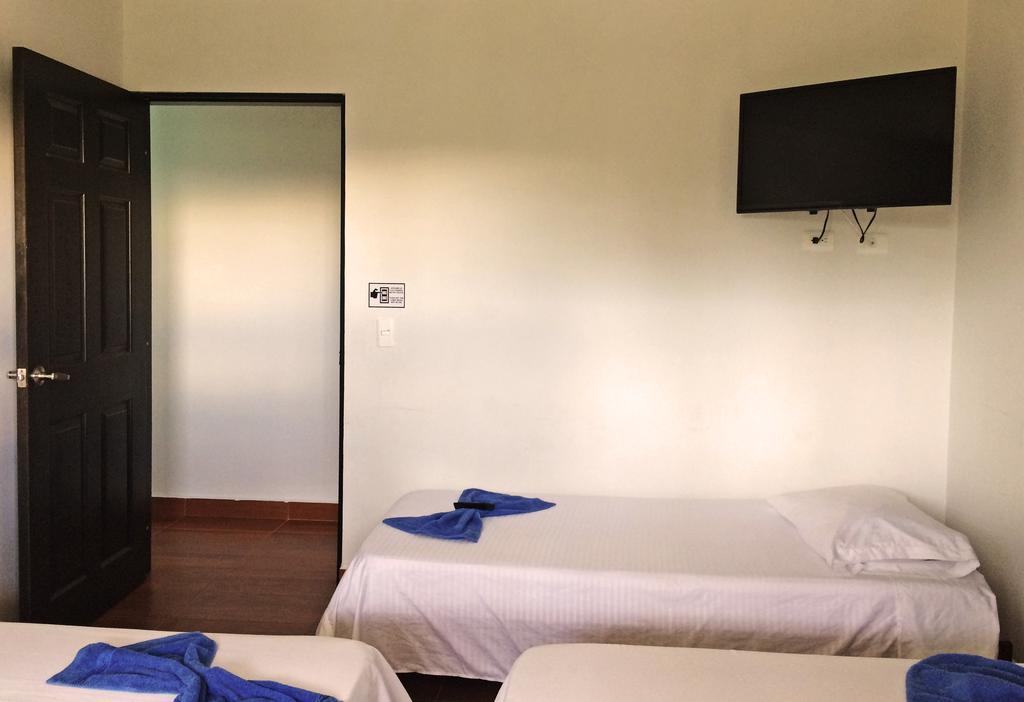 Hostal Casa De Los Taitas Salento Luaran gambar