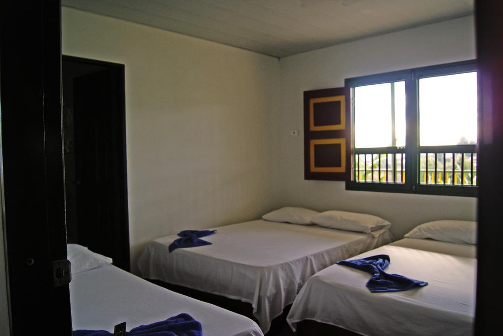 Hostal Casa De Los Taitas Salento Luaran gambar