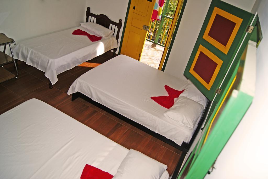Hostal Casa De Los Taitas Salento Luaran gambar